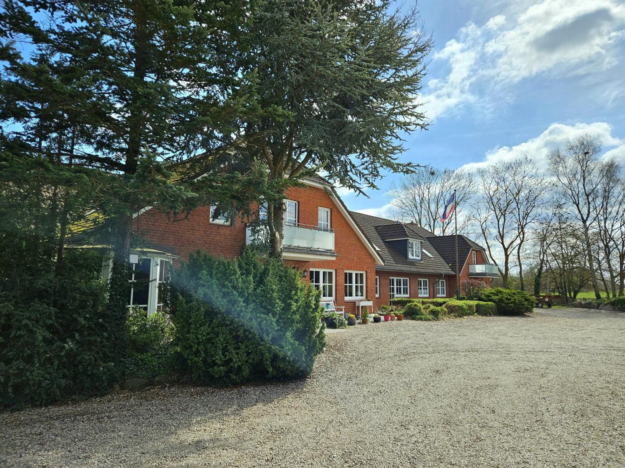 Ferienwohnung "Pappelhof - Whg 1" Grömitz Exterior foto